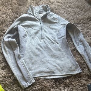 Columbia Women's Light Gray Quarter-Zip Sweater